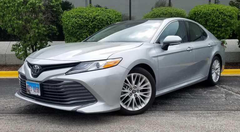 Test Drive: 2018 Toyota Camry XLE | The Daily Drive | Consumer Guide