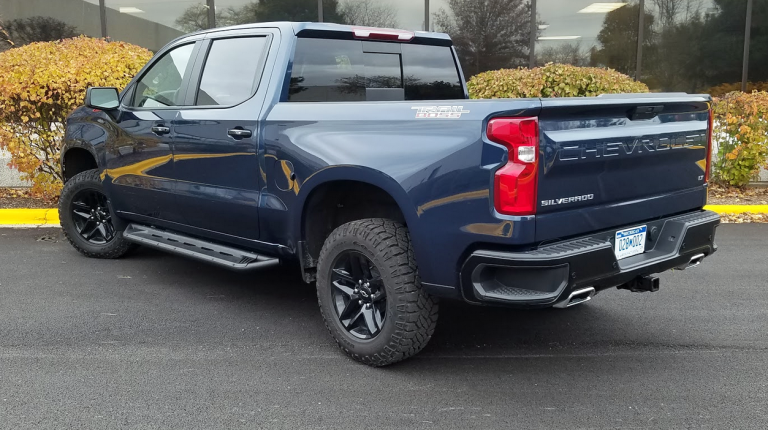 Test Drive 2019 Chevrolet Silverado Lt Trail Boss The Daily Drive