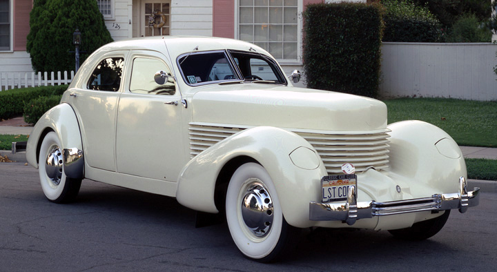 1937 Cord 812 Custom Beverly, 1939 Cadillac Fleetwood 60 Special