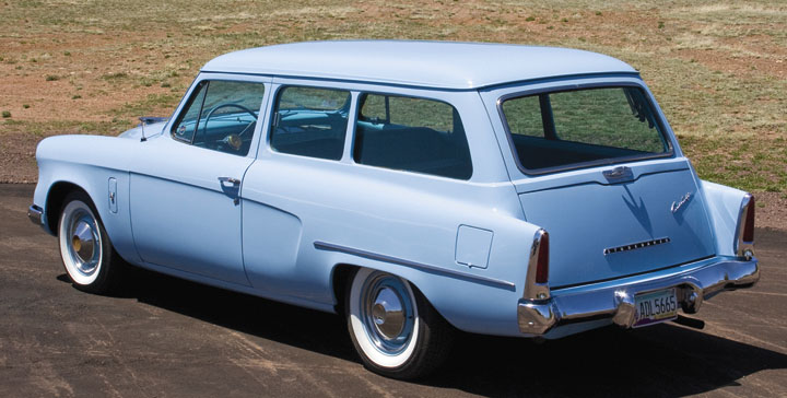 1954 Studebaker Commander DeLuxe Conestoga