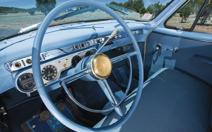 1954 Studebaker Commander DeLuxe Conestoga