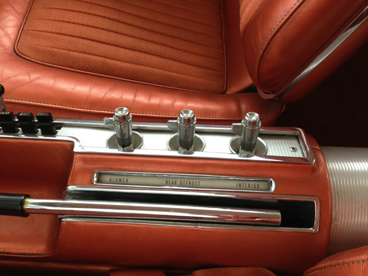 Chrysler Turbine Car (center console) 