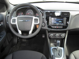 2013 Chrysler 200 Touring 