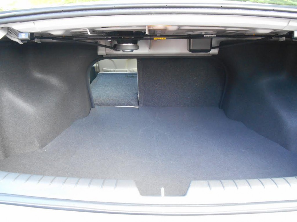 2015 Hyundai Sonata trunk 