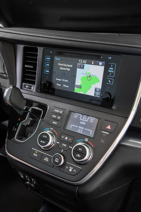2015 Toyota Sienna Dash/Console 
