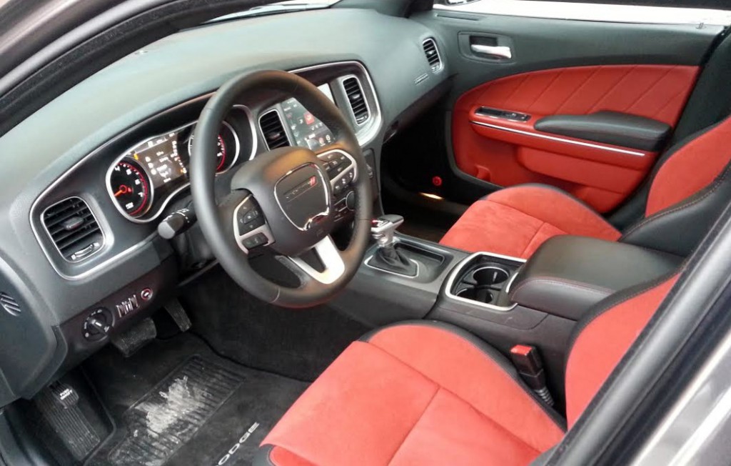 2015 dodge charger seats