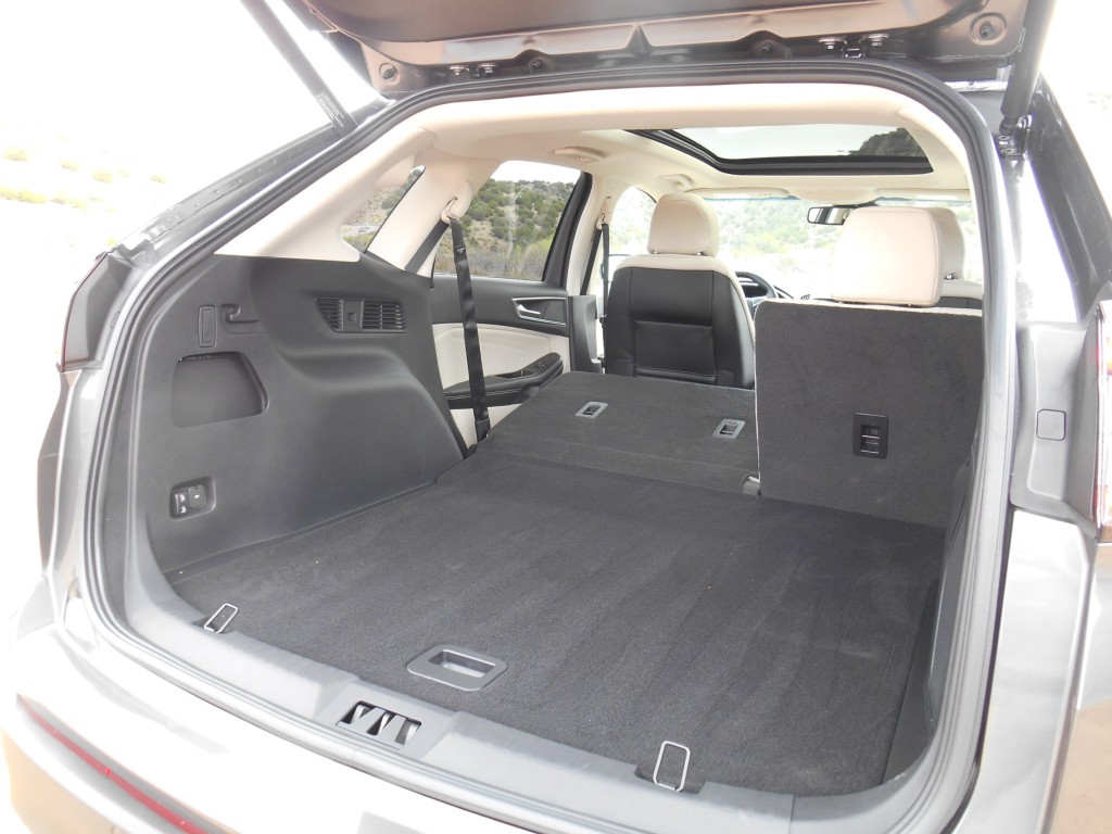 2015 Ford Edge cargo