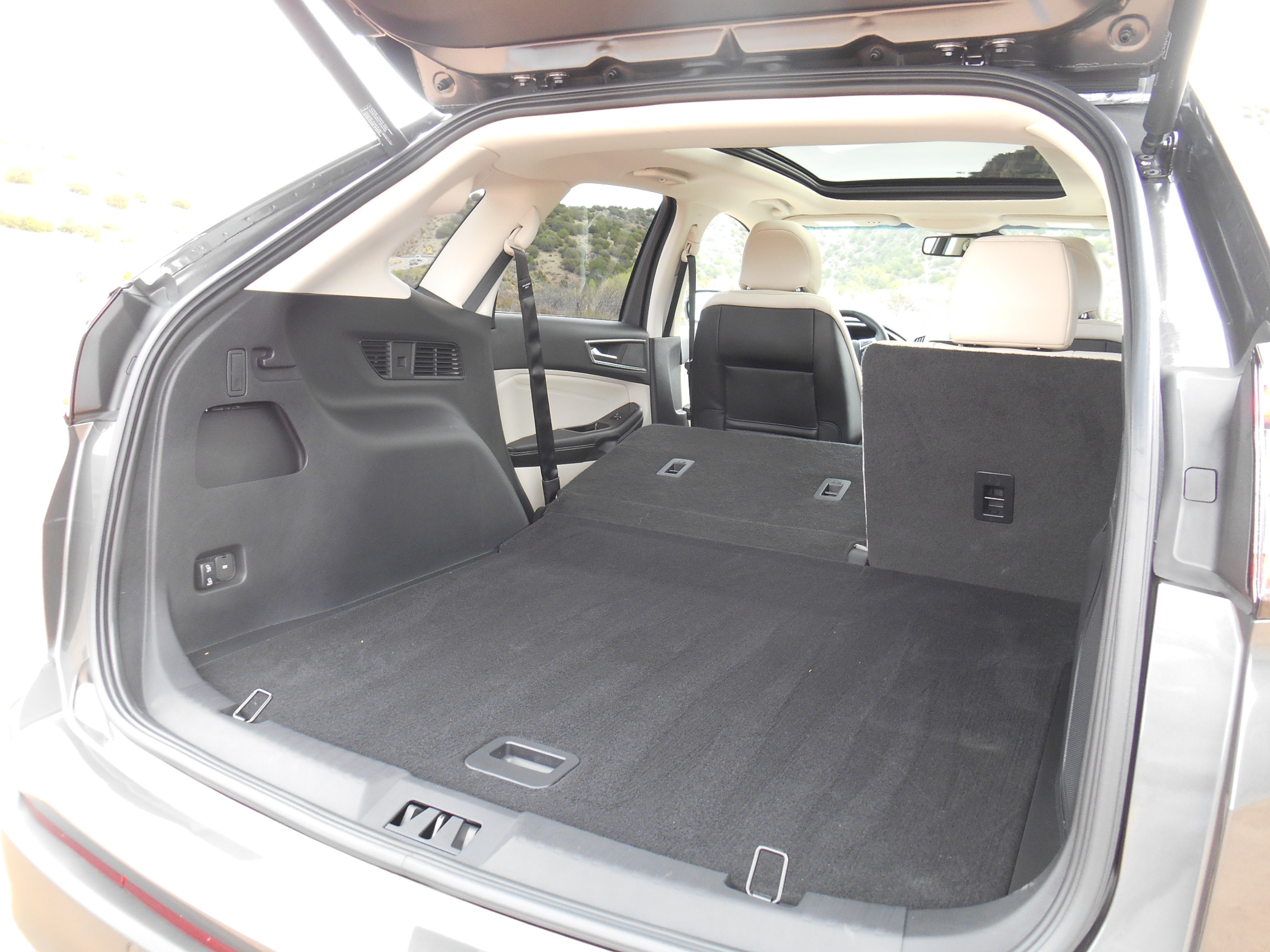 ford edge interior cargo