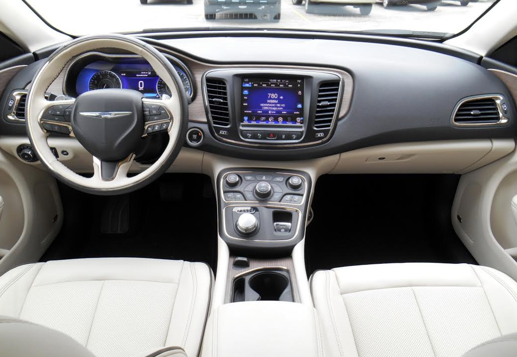 Chrysler 200C Cabin 