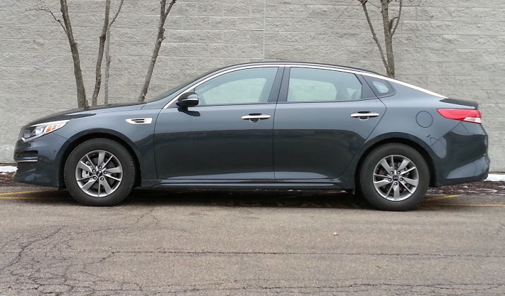 2016 Kia Optima profile