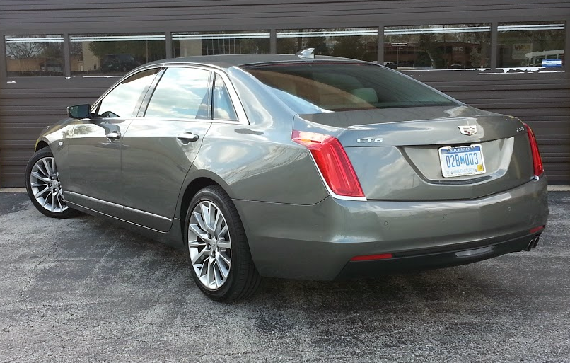 2016 Cadillac CT6 rear view 