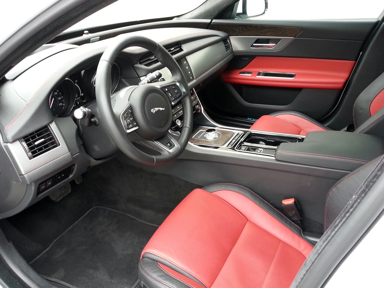 Test Drive 2016 Jaguar XF R Sport The Daily Drive Consumer Guide®