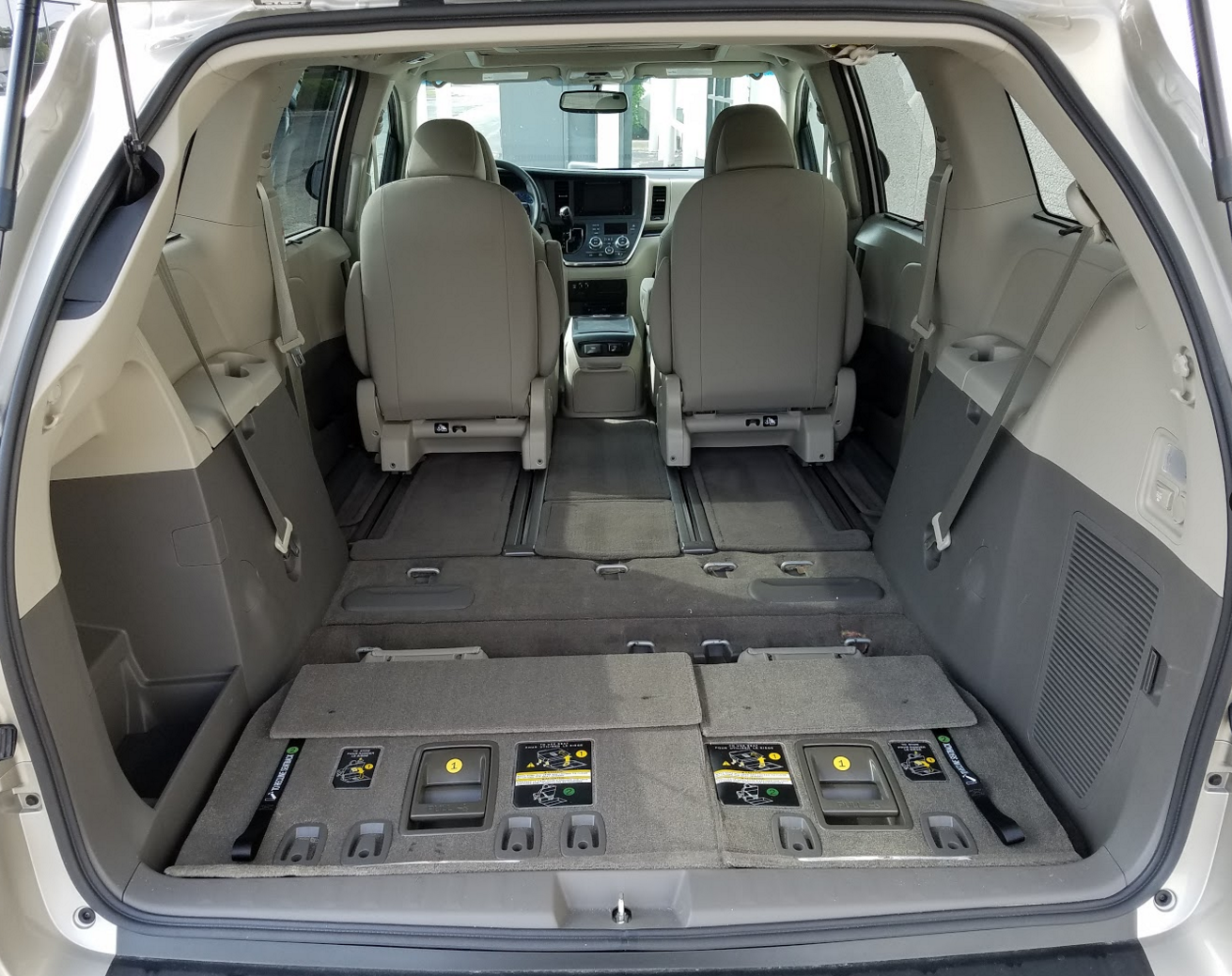 toyota sienna cargo van