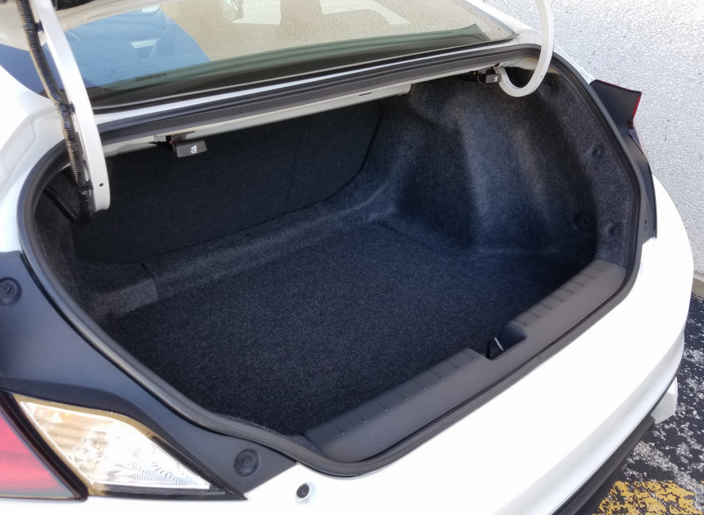 2016 Honda Civic Coupe folding rear seat 