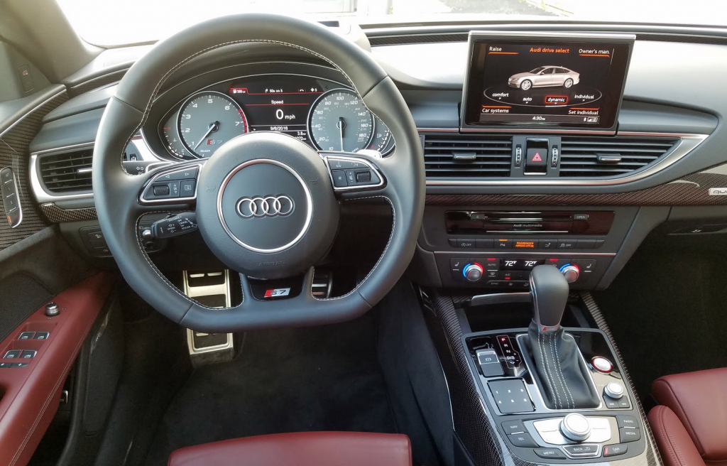 Audi S7 interior 