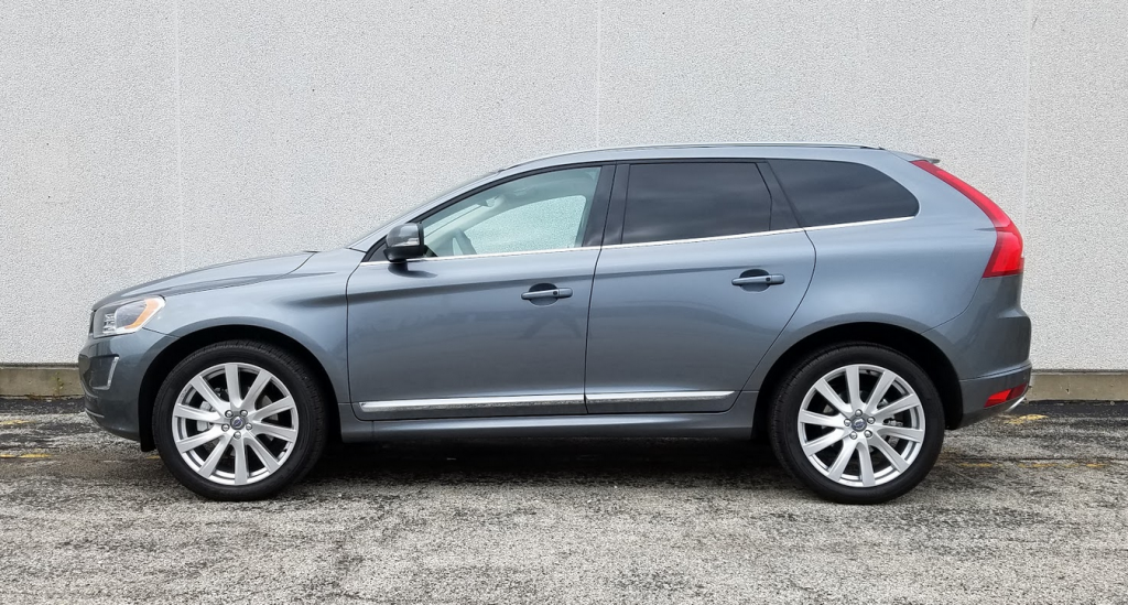 2017 Volvo XC60 Inscription profile 