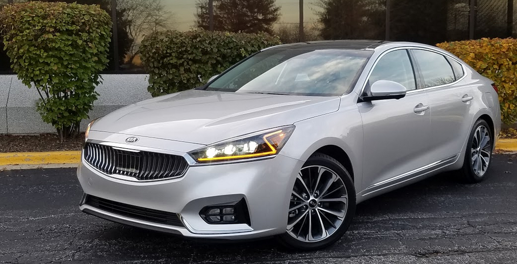 2017 Kia Cadenza Technology