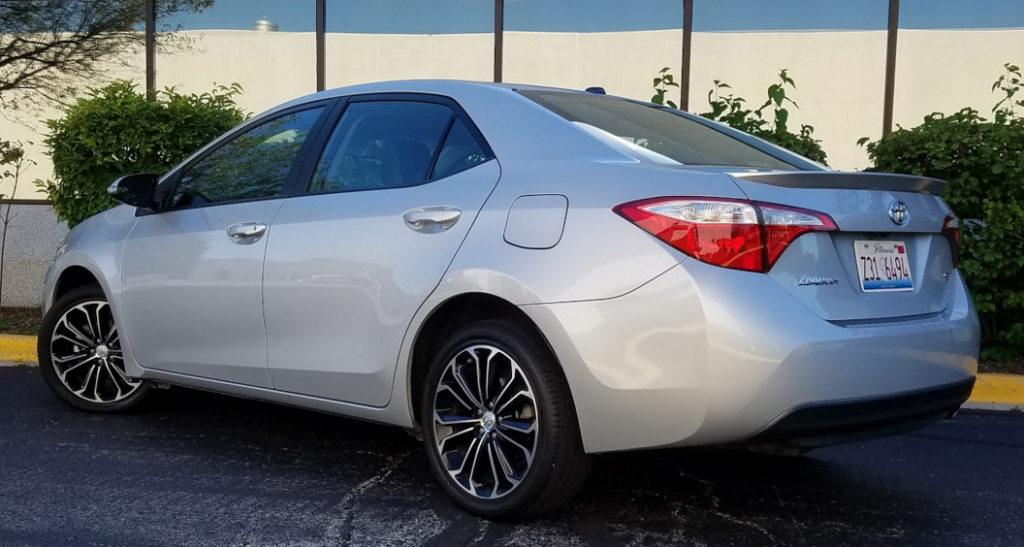 2016 Toyota Corolla The Daily Drive | Consumer Guide®