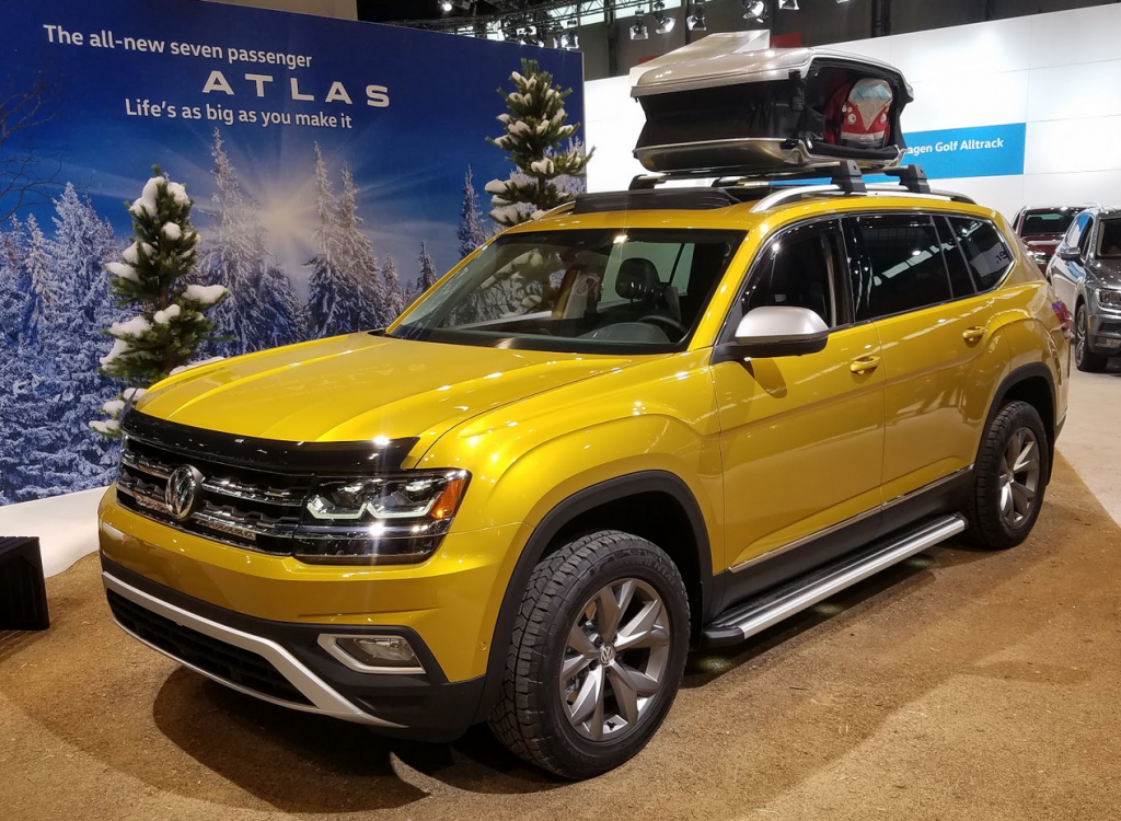 2018 Volkswagen Atlas in Kurkuma Yellow Metallic