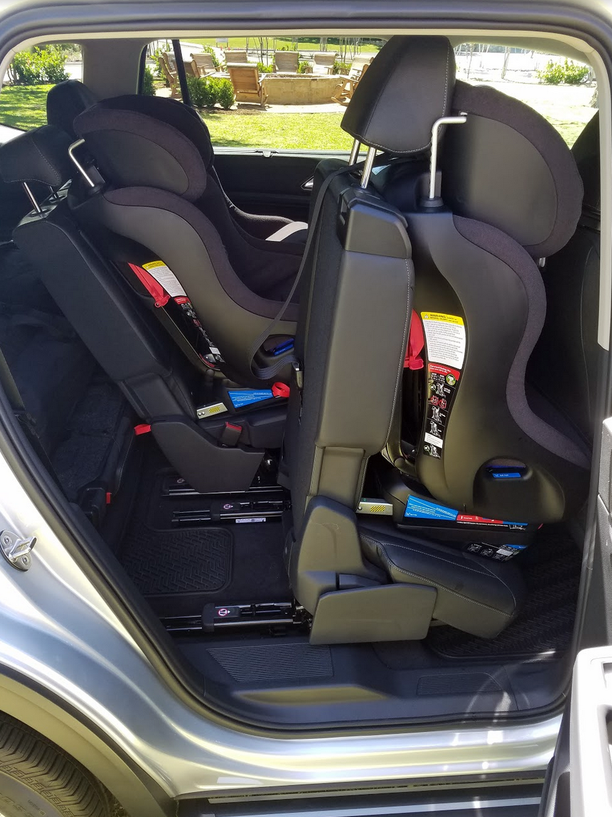 VW Atlas 2nd-row seatbacks