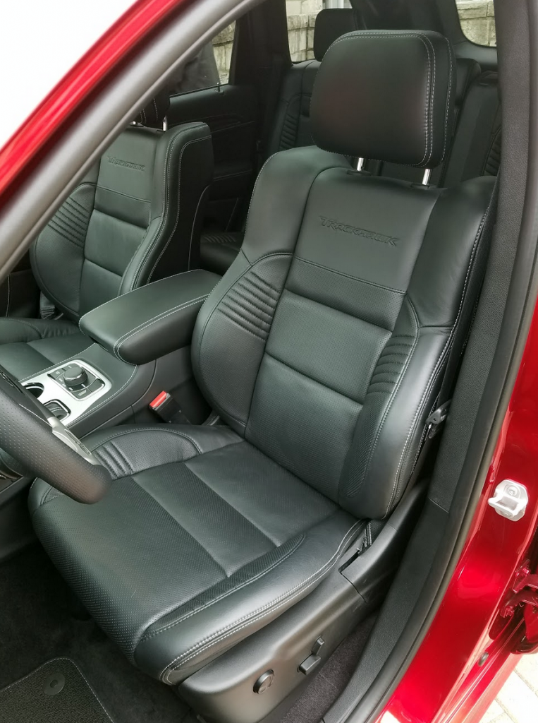 2018 Jeep Grand Cherokee seats 