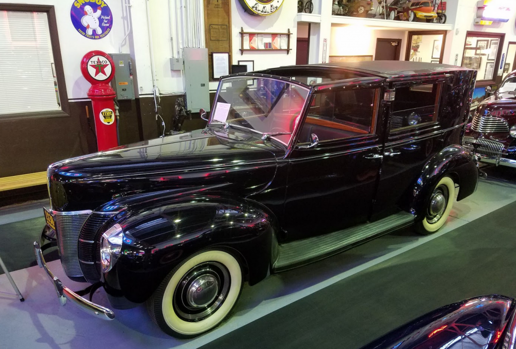  1940 Ford Brougham Town Car Rollson