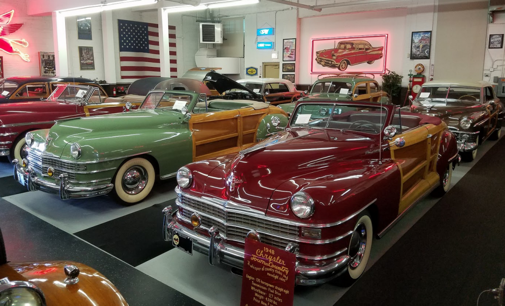 Chrysler Town and Country woodies