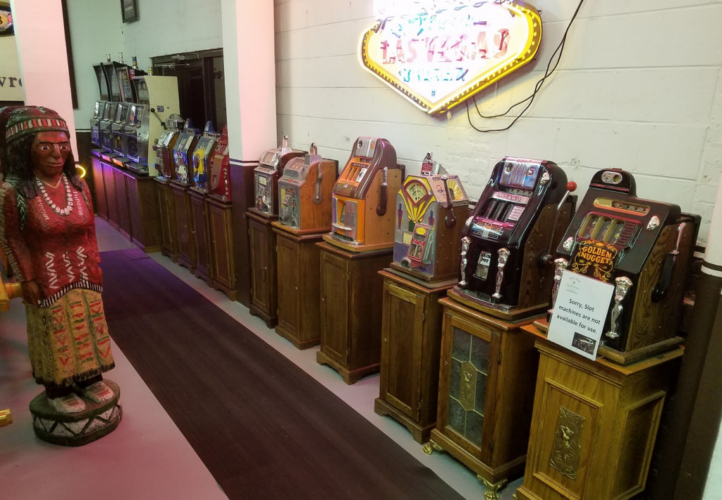 Antique Slot Machines 