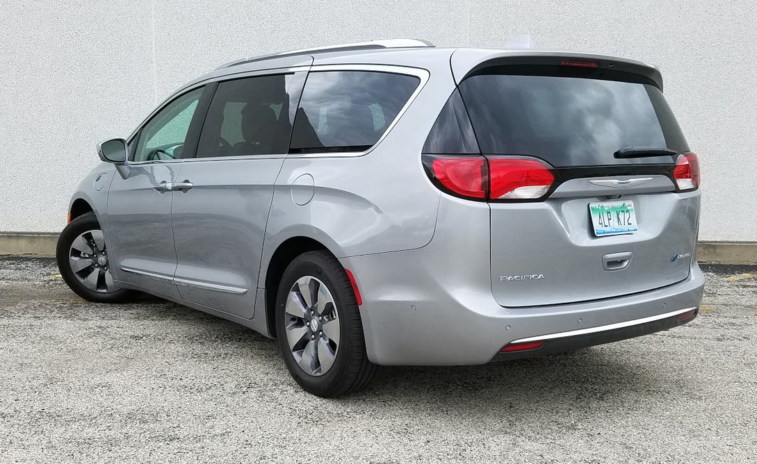 Test Drive 2017 Chrysler Pacifica Hybrid Platinum The Daily Drive