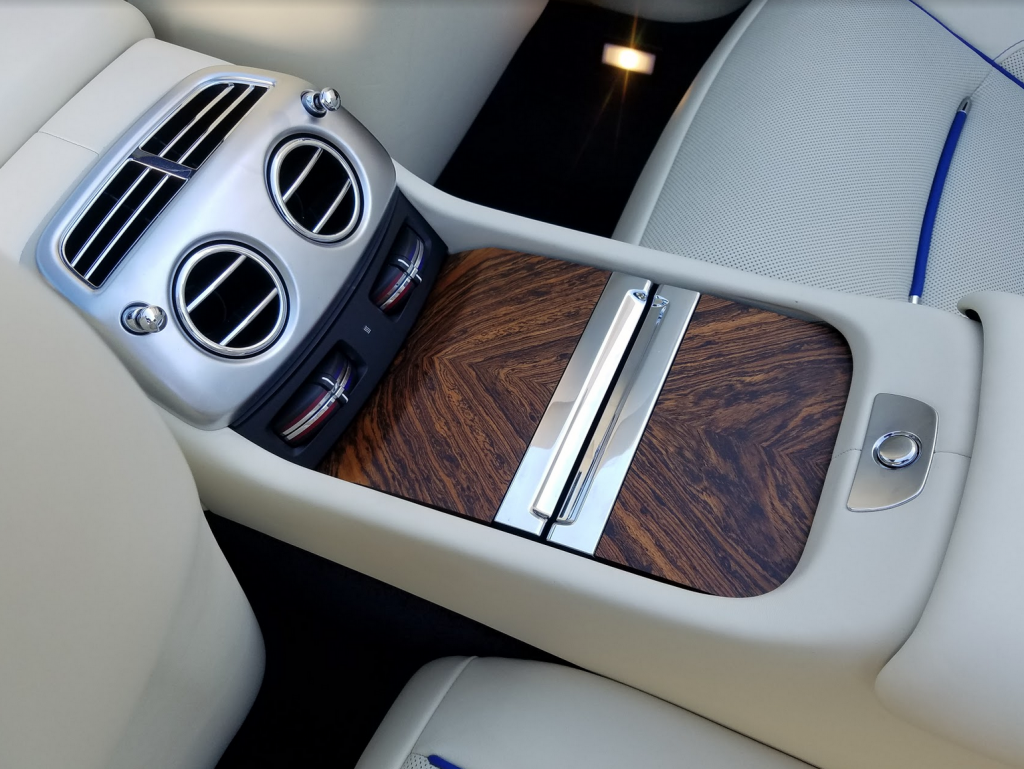 ROLLS-ROYCE DAWN REAR-SEAT CONSOLE 