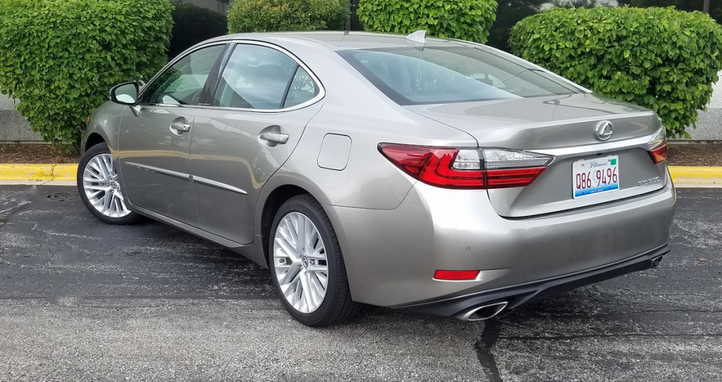 2017 Lexus ES 350 in Atomic Silver