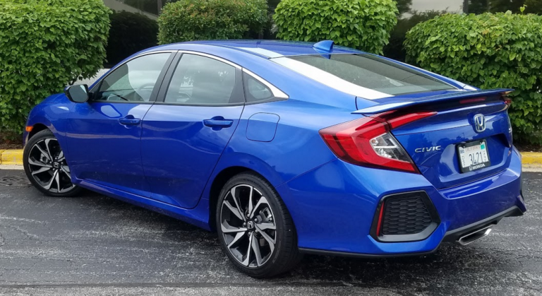 Test Drive: 2017 Honda Civic Si Sedan | The Daily Drive | Consumer Guide®