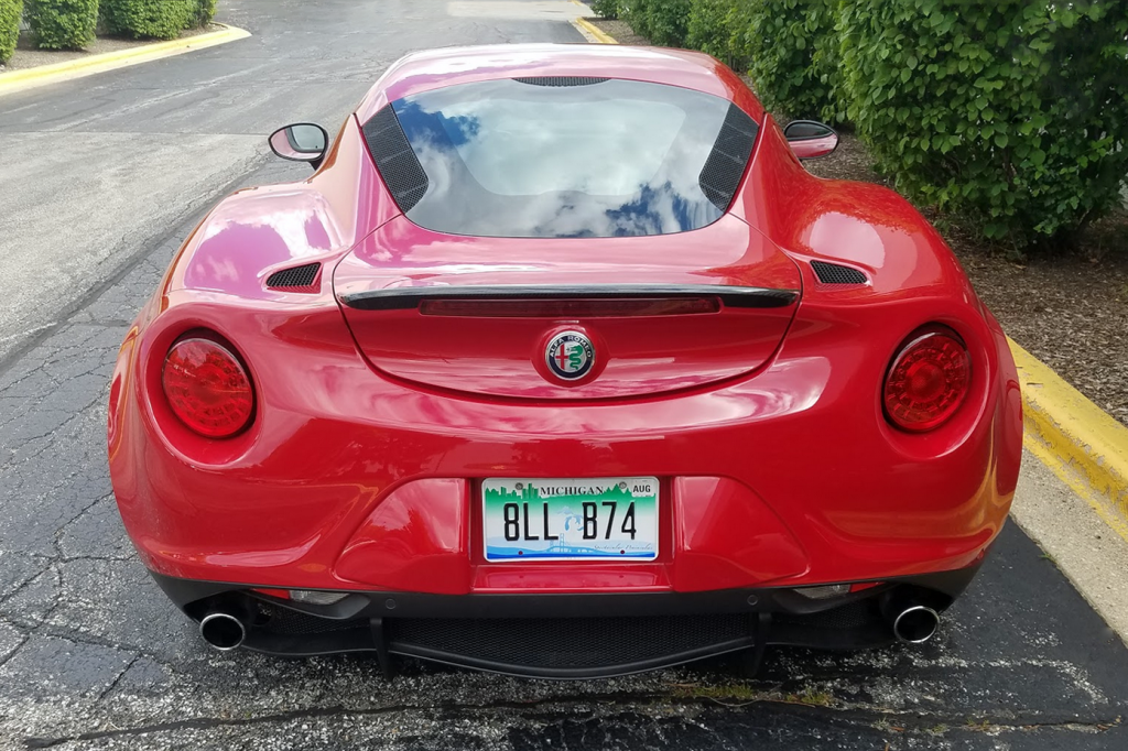 Alfa 4C rear view 