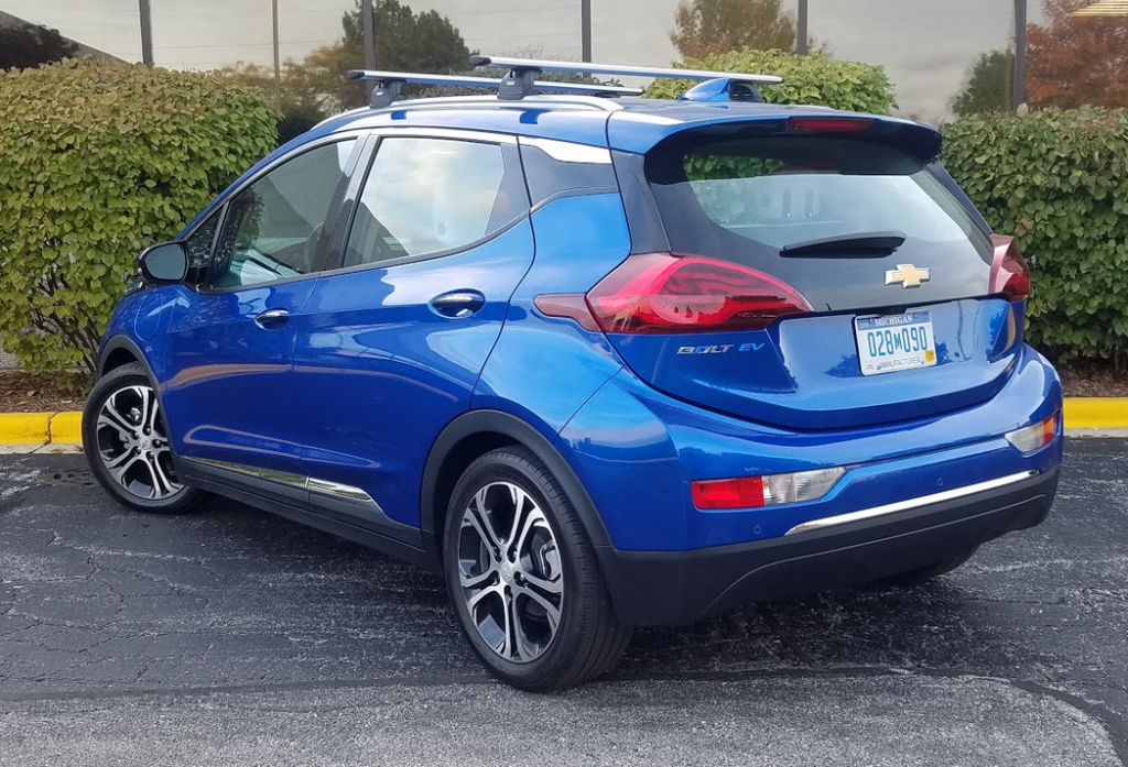 2017 Chevrolet Bolt in Kinetic Blue 