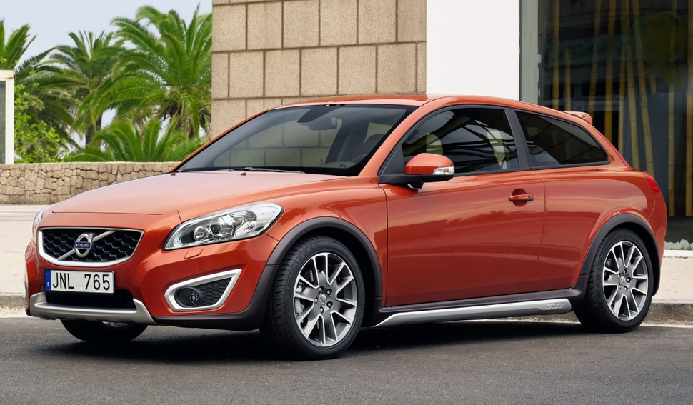 Review Flashback 2013 Volvo C30 The Daily Drive