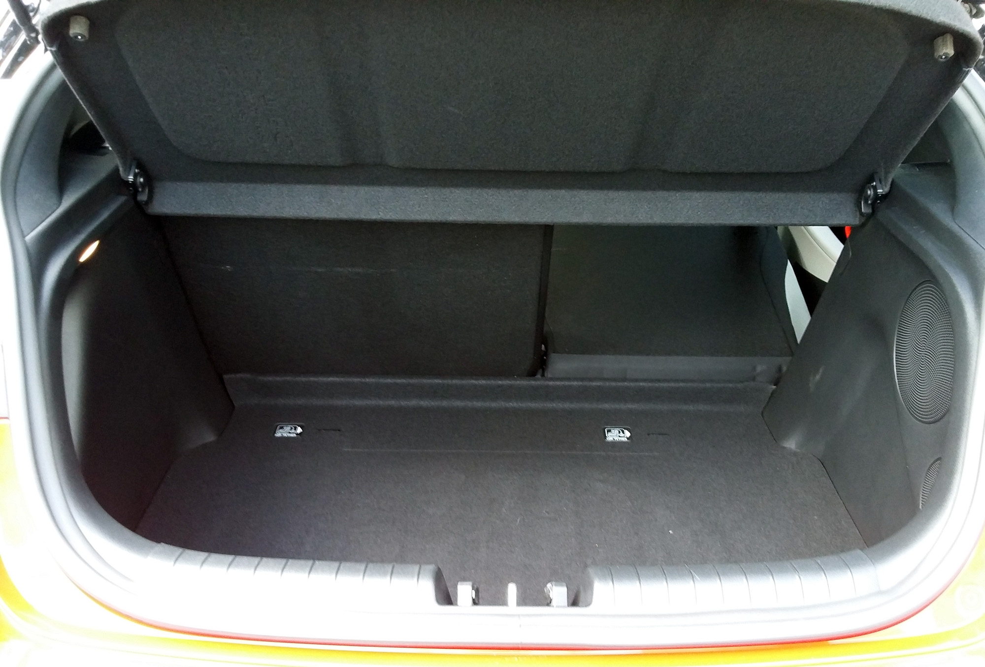 2019 Hyundai Veloster