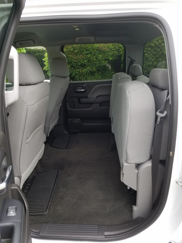 2018 Chevrolet Silverado Custom 4x4 Crew Cab