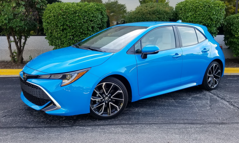 Test Drive: 2019 Toyota Corolla Hatchback XSE | The Daily Drive ...