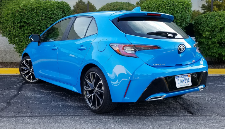 Test Drive: 2019 Toyota Corolla Hatchback XSE | The Daily Drive ...