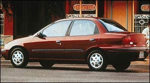 1997 Pontiac Firefly 