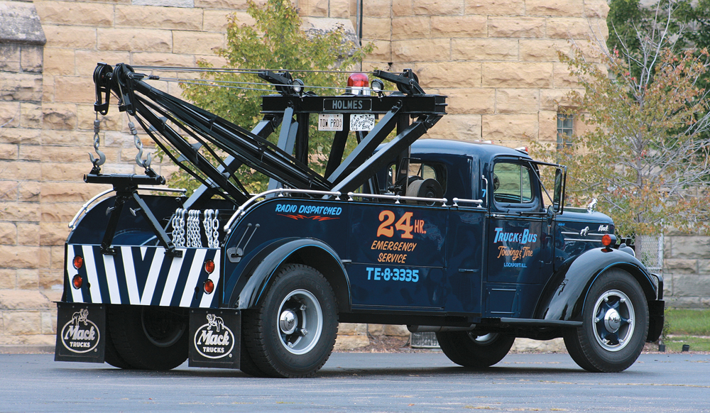 1950 Mack A20 Tow Truck