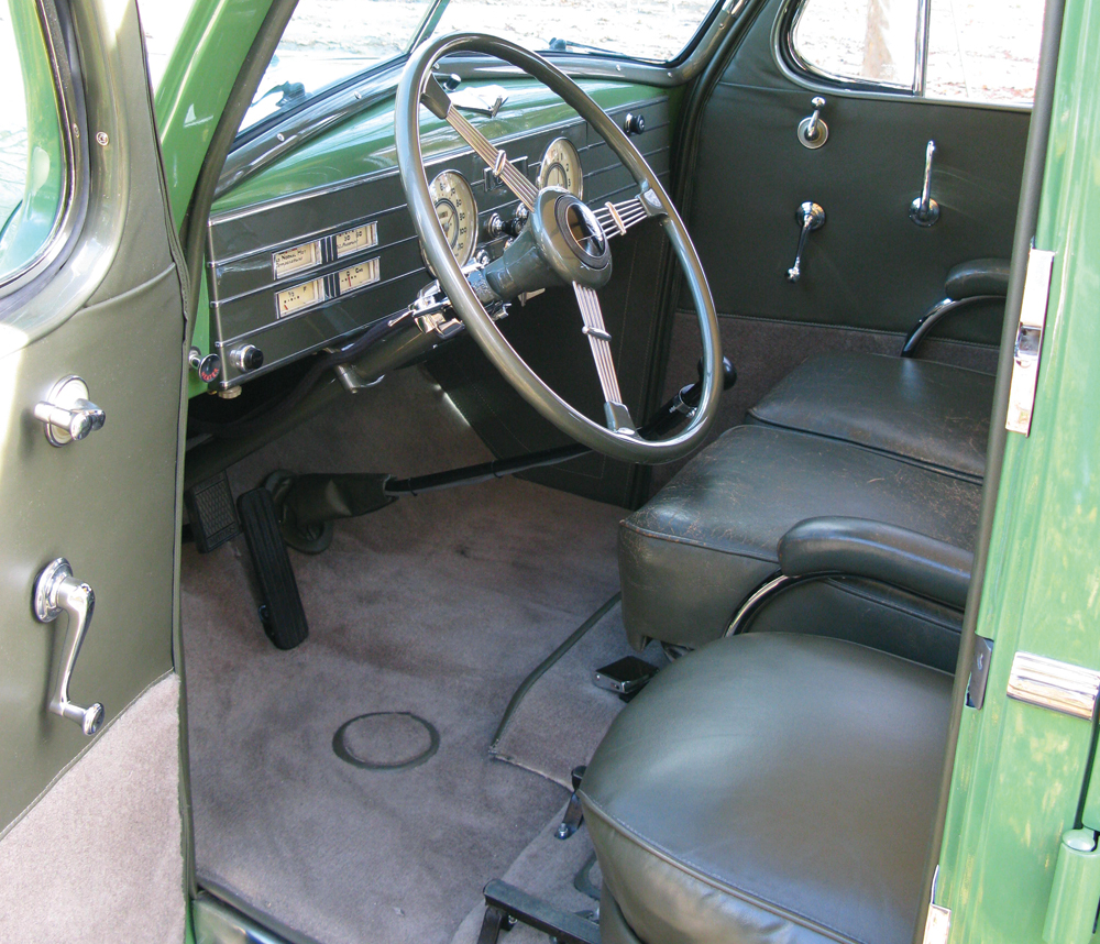 1937 Cadillac Series 75 Tour Bus