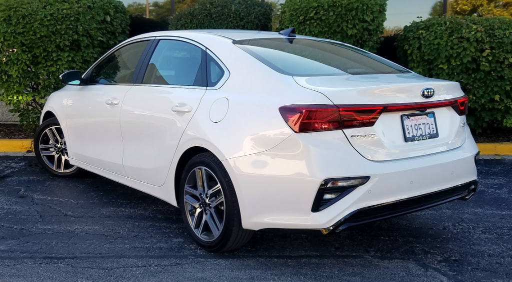 2019 Kia Forte EX in Snow Pearl White, a $295 color option 