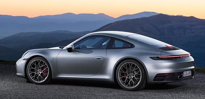 2020 Porsche 911 Carrera