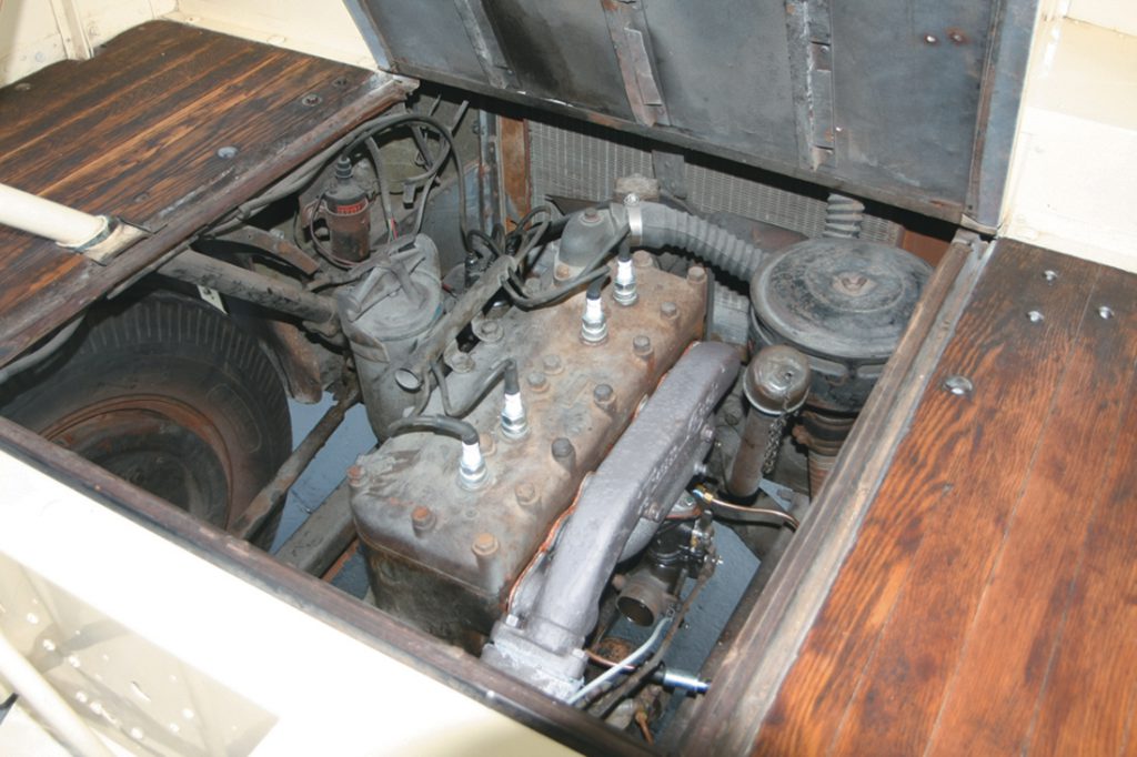 1933 Twin Coach Bakery Truck