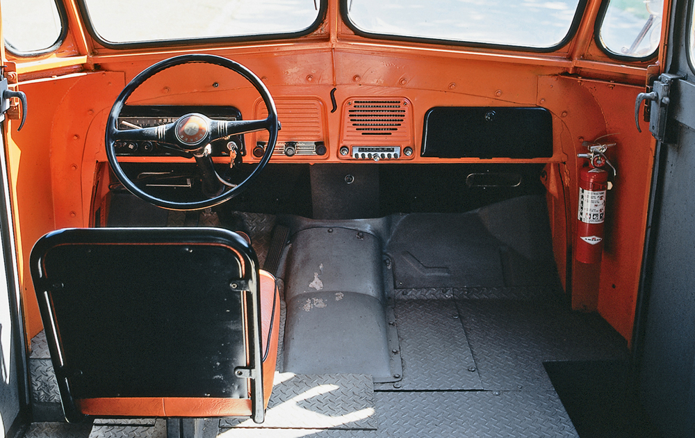 1951 Studebaker 2R6 Delivery Van