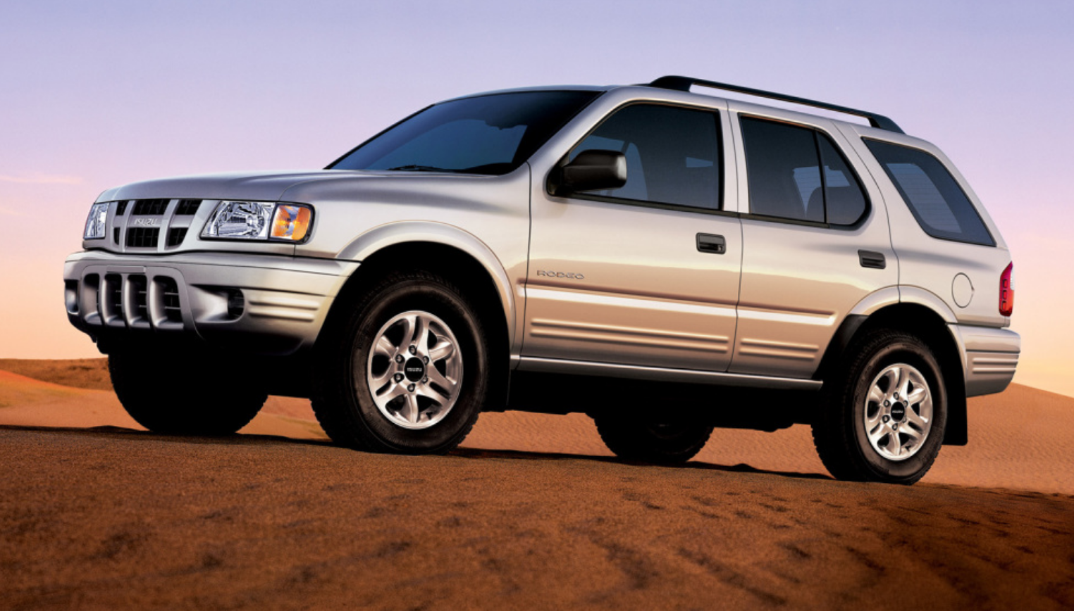 Quick Look: 2004 Isuzu Rodeo | The Daily Drive | Consumer Guide® The