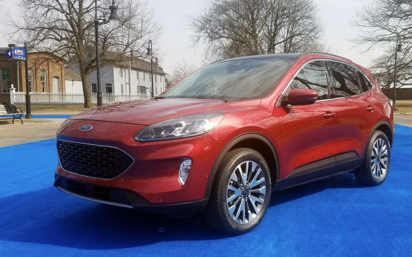 First Look: 2020 Ford Escape | The Daily Drive | Consumer Guide®