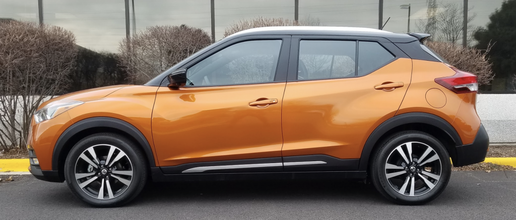 2019 Nissan Kicks SR