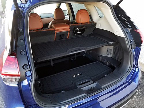 2019 Rogue Cargo Area 